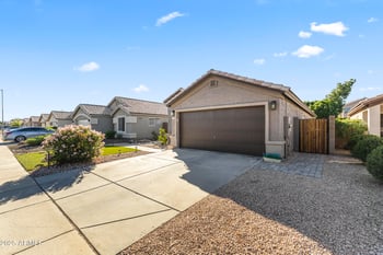 3547 Fallen Leaf Ln, Glendale, AZ 85310