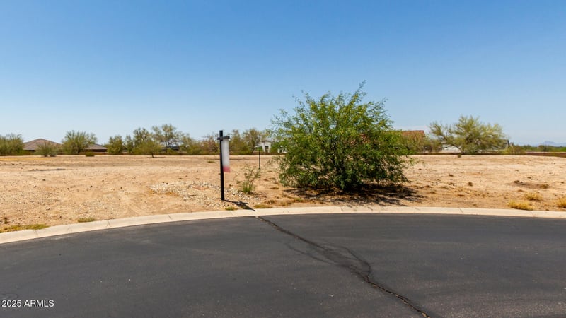35470 Grapefruit Dr #32, San Tan Valley, AZ 85144