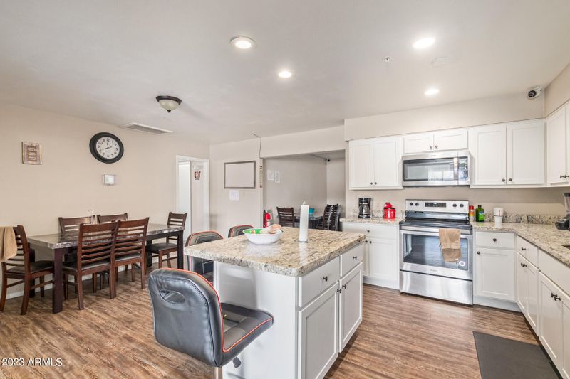 3548 W Sahuaro Dr, Phoenix, AZ 85029