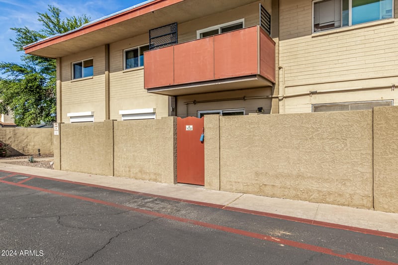 355 E Thomas Rd #B102, Phoenix, AZ 85012