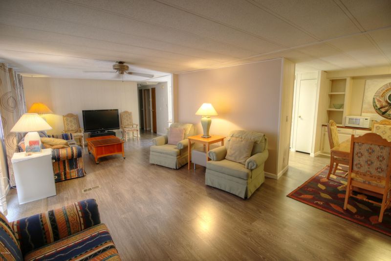 355 S 72nd Pl, Mesa, AZ 85208