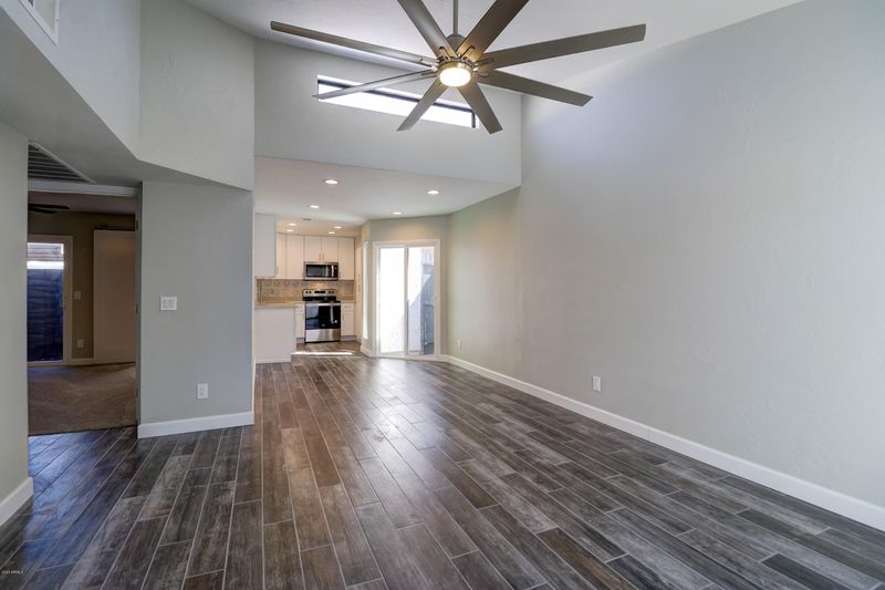 3551 N 12th St #105, Phoenix, AZ 85014