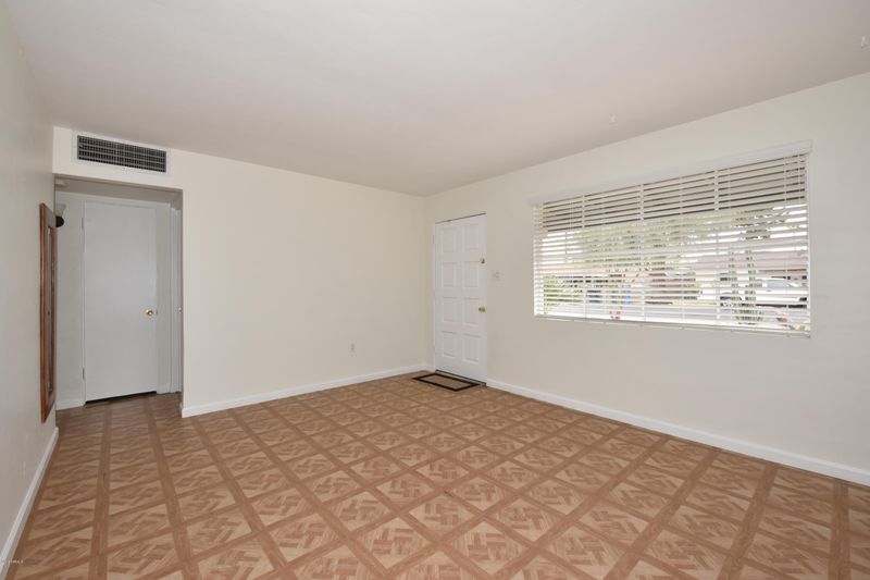 3552 W Meadowbrook Ave, Phoenix, AZ 85019
