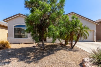 3553 Dancer Ln, San Tan Valley, AZ 85144