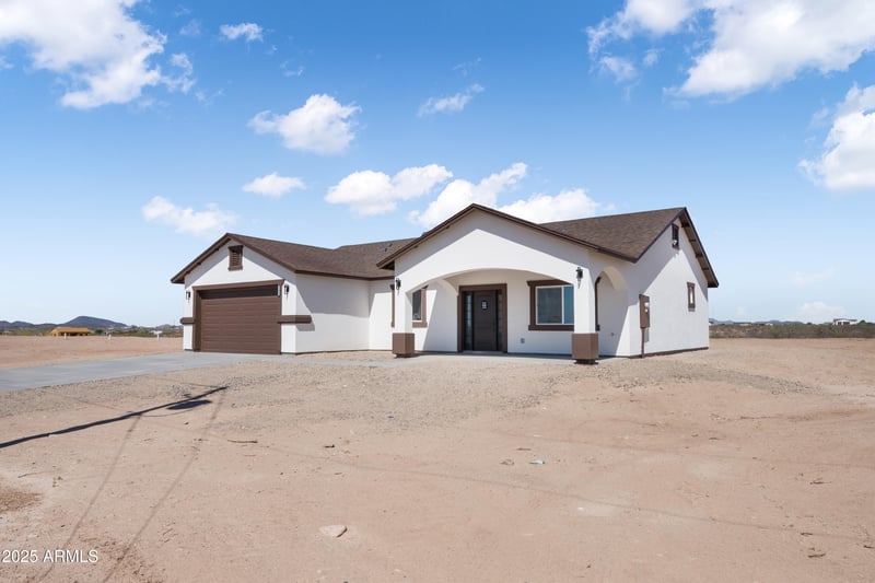 35532 Chipman Rd, Tonopah, AZ 85354