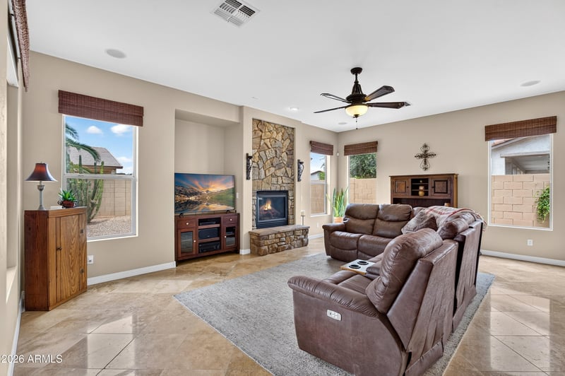 3554 E Glacier Pl, Chandler, AZ 85249