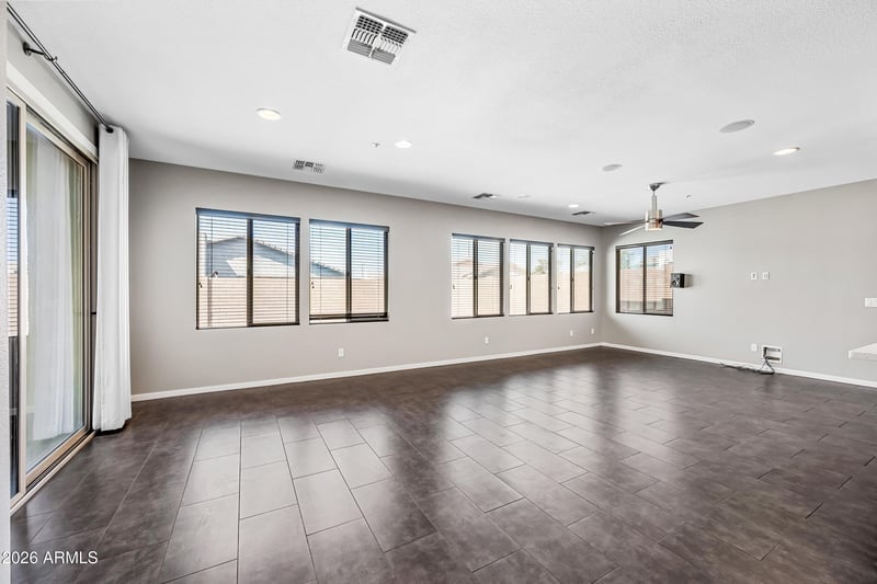 3554 Ravenswood Dr, Gilbert, AZ 85298