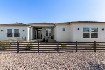 3555 Hummingbird Ln, San Tan Valley, AZ 85144