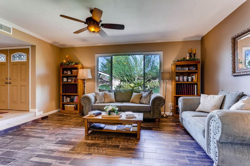 3555 W Crocus Dr, Phoenix, AZ 85053