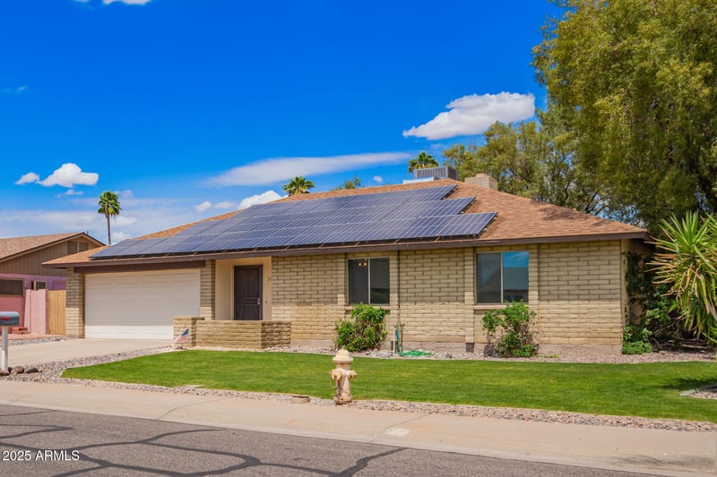 3556 Angela Dr, Phoenix, AZ 85032