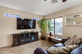 3556 Del Rio Dr, San Tan Valley, AZ 85140