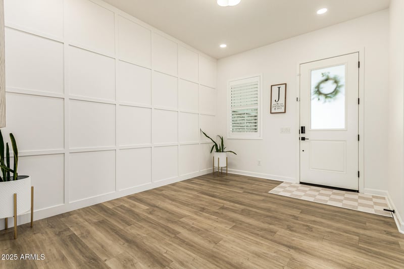35562 Gemstone Way, San Tan Valley, AZ 85144