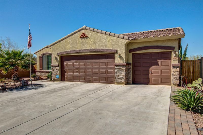35574 N Vidlak Dr, San Tan Valley, AZ 85143