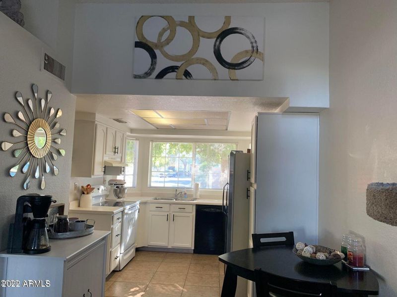 3558 E Montreal Pl, Phoenix, AZ 85032
