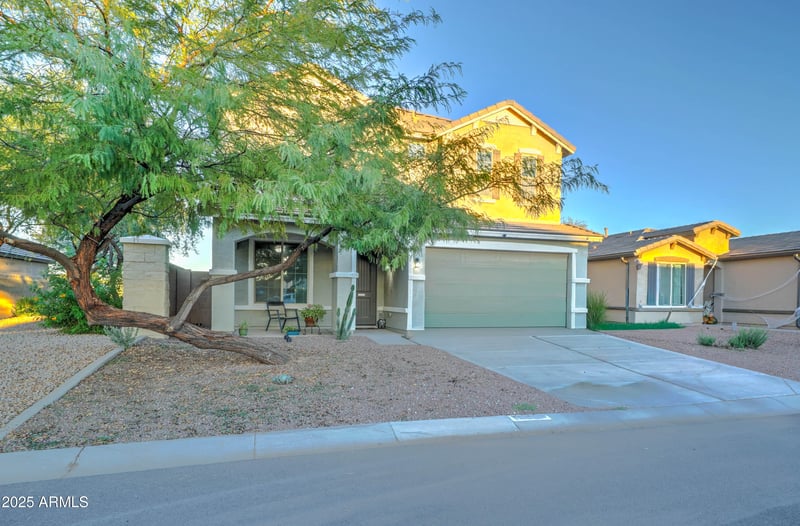 35587 Donovan Dr, San Tan Valley, AZ 85144