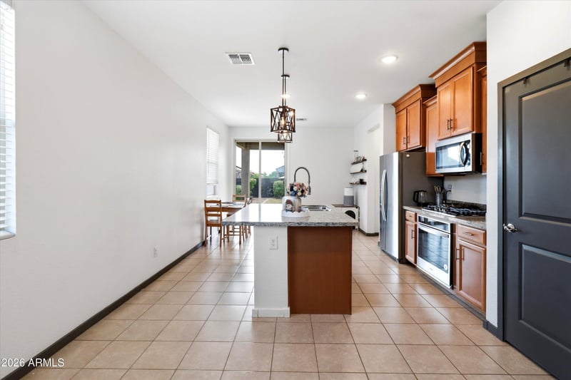 3559 E Archer Dr, San Tan Valley, AZ 85140