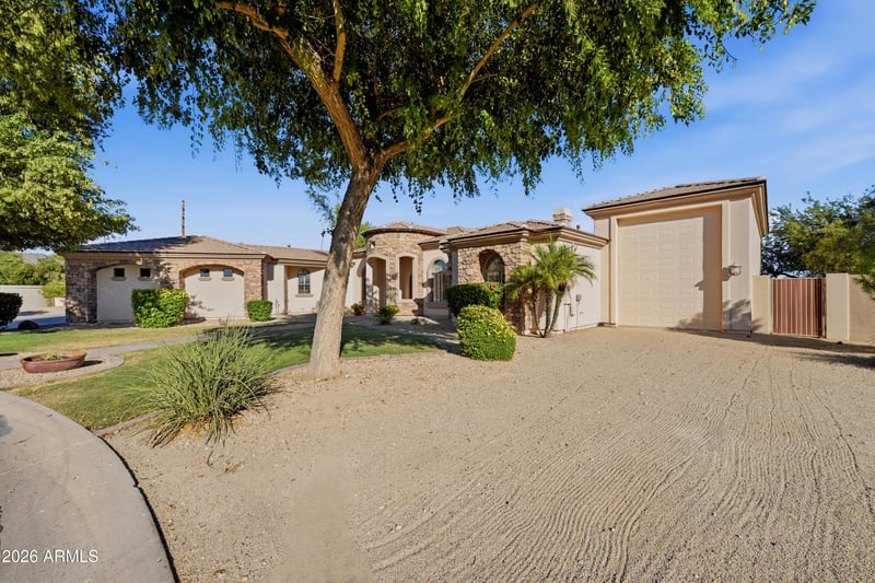 3559 E Pearl Cir, Mesa, AZ 85213