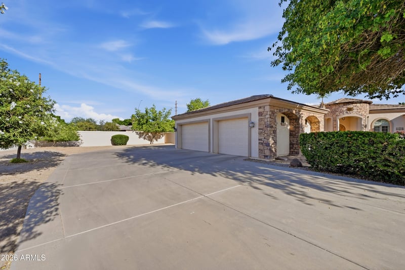 3559 E Pearl Cir, Mesa, AZ 85213