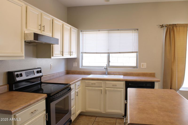3559 N 143rd Ave, Goodyear, AZ 85395