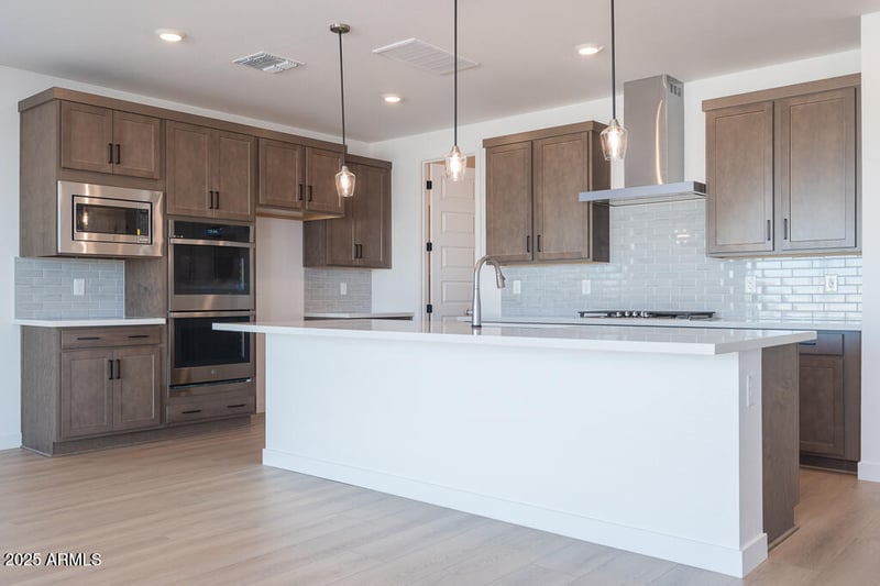 356 La Estela Ln, San Tan Valley, AZ 85140