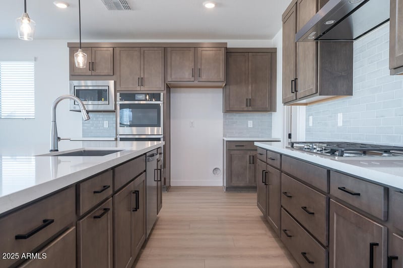 356 La Estela Ln, San Tan Valley, AZ 85140
