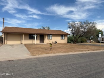 356 Peretz Cir, Morristown, AZ 85342