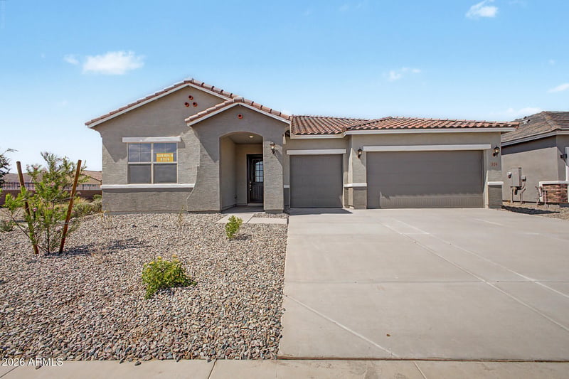 356 Floyd Dr, San Tan Valley, AZ 85140
