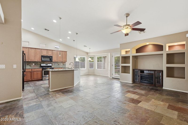 3562 E Red Oak Ln, Gilbert, AZ 85297