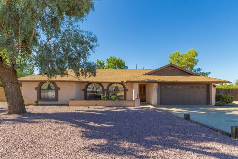 35635 N 7th St, Phoenix, AZ 85086