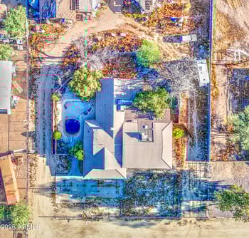 35645 7th St, Phoenix, AZ 85086