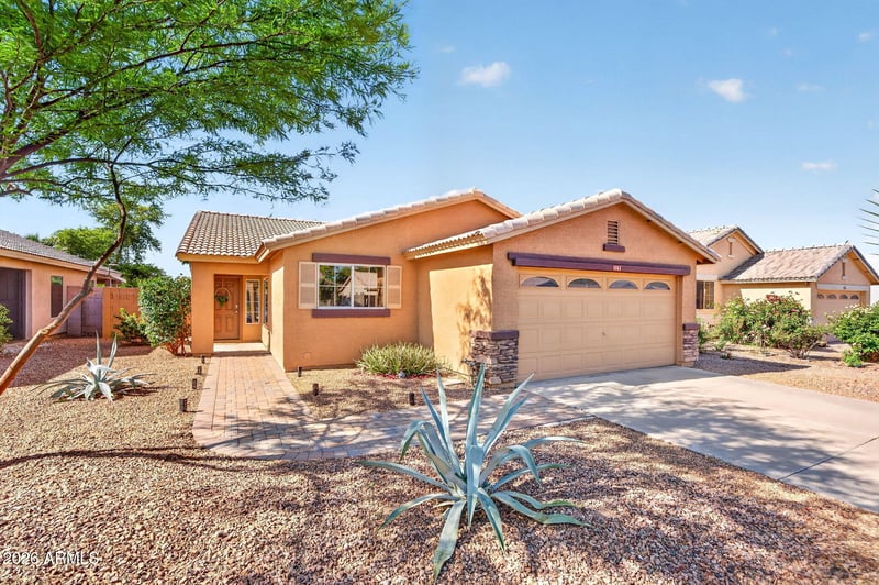 3565 Woodside Way, Gilbert, AZ 85297