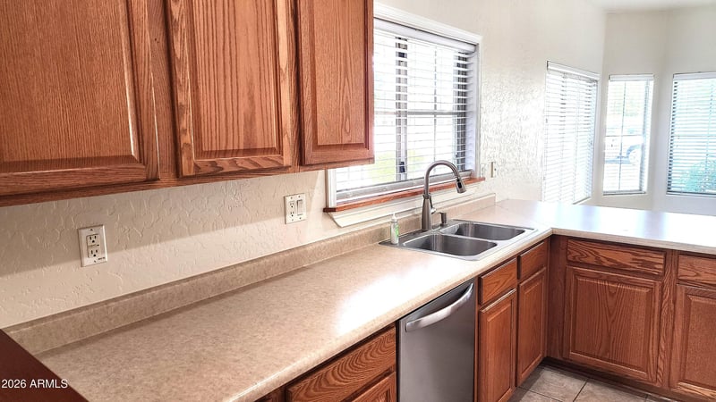 3566 S Seton Ave, Gilbert, AZ 85297