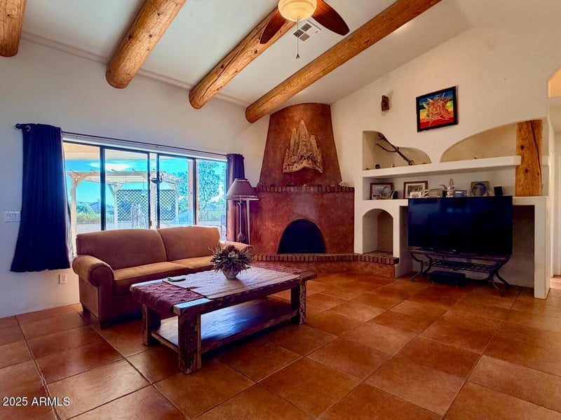 35665 Caballero Dr, Wickenburg, AZ 85390