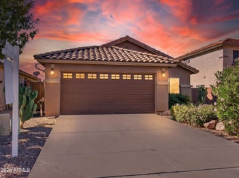 3569 E Austin Ln, San Tan Valley, AZ 85140