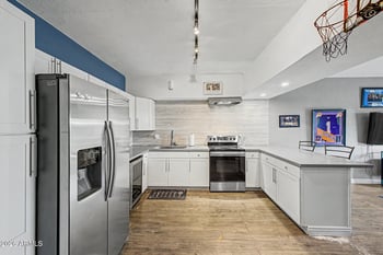 357 Thomas Rd #A105, Phoenix, AZ 85012