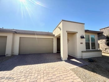 357 Las Puertas Ln, Queen Creek, AZ 85140