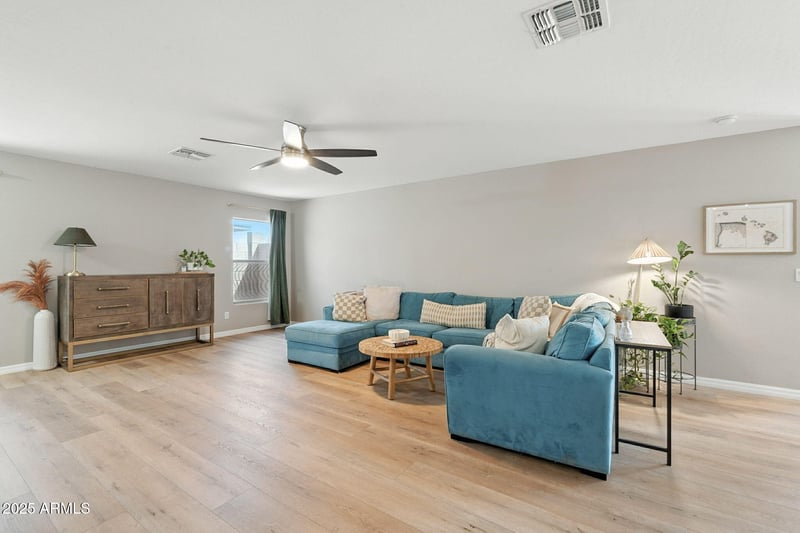 357 Payton St, San Tan Valley, AZ 85140