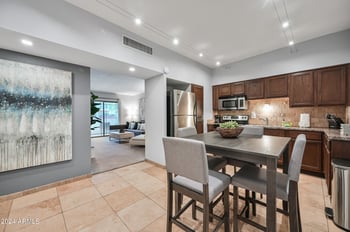 357 Thomas Rd #A208, Phoenix, AZ 85012