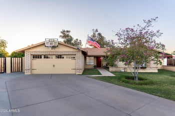 3570 Pershing Ave, Phoenix, AZ 85029