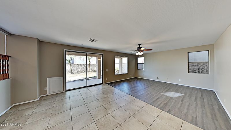 35714 N 32nd Ln, Phoenix, AZ 85086