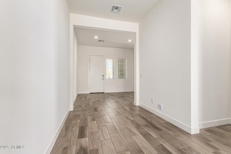 35721 Geode Way, San Tan Valley, AZ 85144