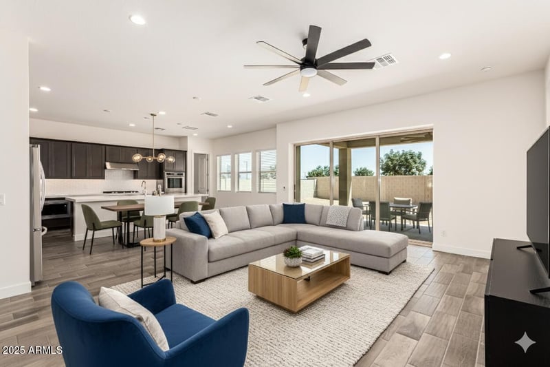 35721 Geode Way, San Tan Valley, AZ 85144