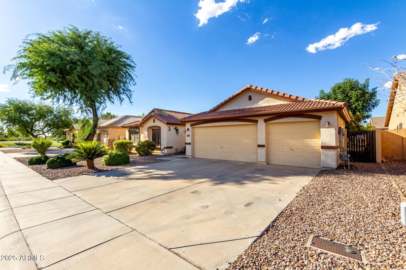 3574 Thames Cir, San Tan Valley, AZ 85140