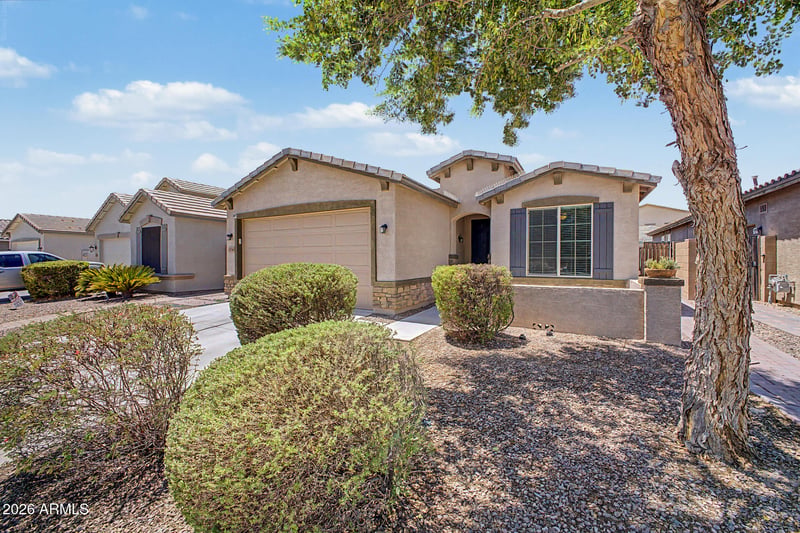 35744 Bandolier Dr, San Tan Valley, AZ 85144