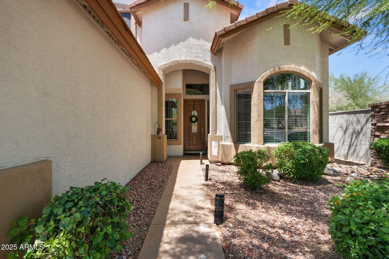 35746 32nd Ln, Phoenix, AZ 85086