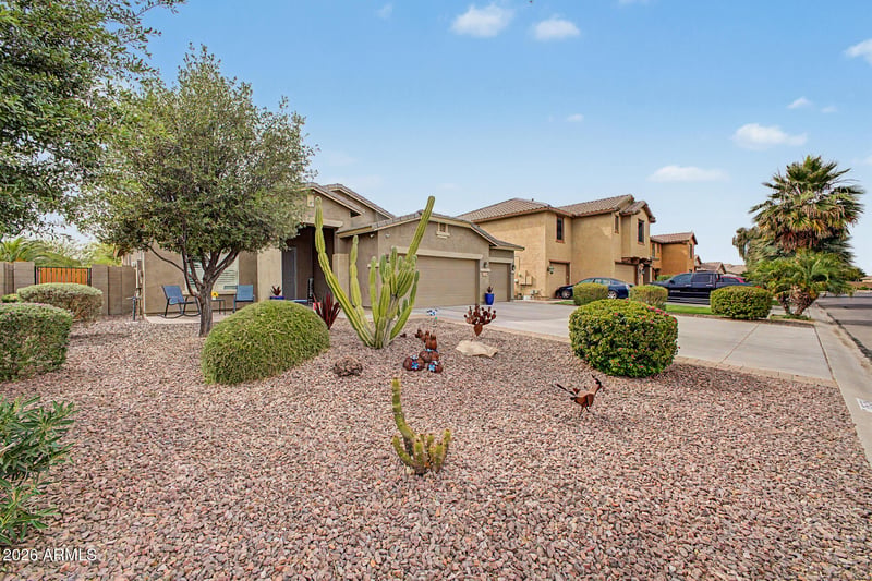 35754 Vidlak Dr, San Tan Valley, AZ 85143
