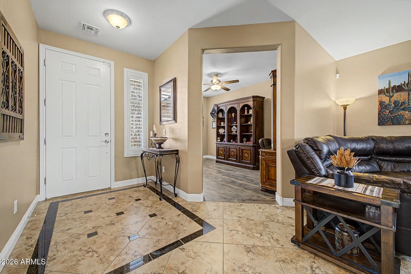 35754 Vidlak Dr, San Tan Valley, AZ 85143