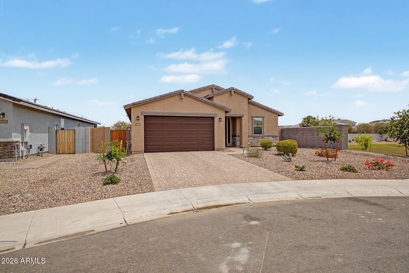 35759 Stump Ln, San Tan Valley, AZ 85144