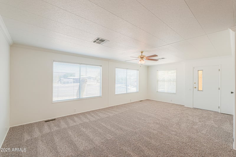 358 Alvaro Cir, Mesa, AZ 85206