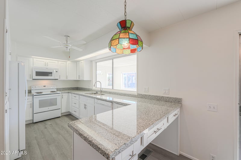 358 Alvaro Cir, Mesa, AZ 85206